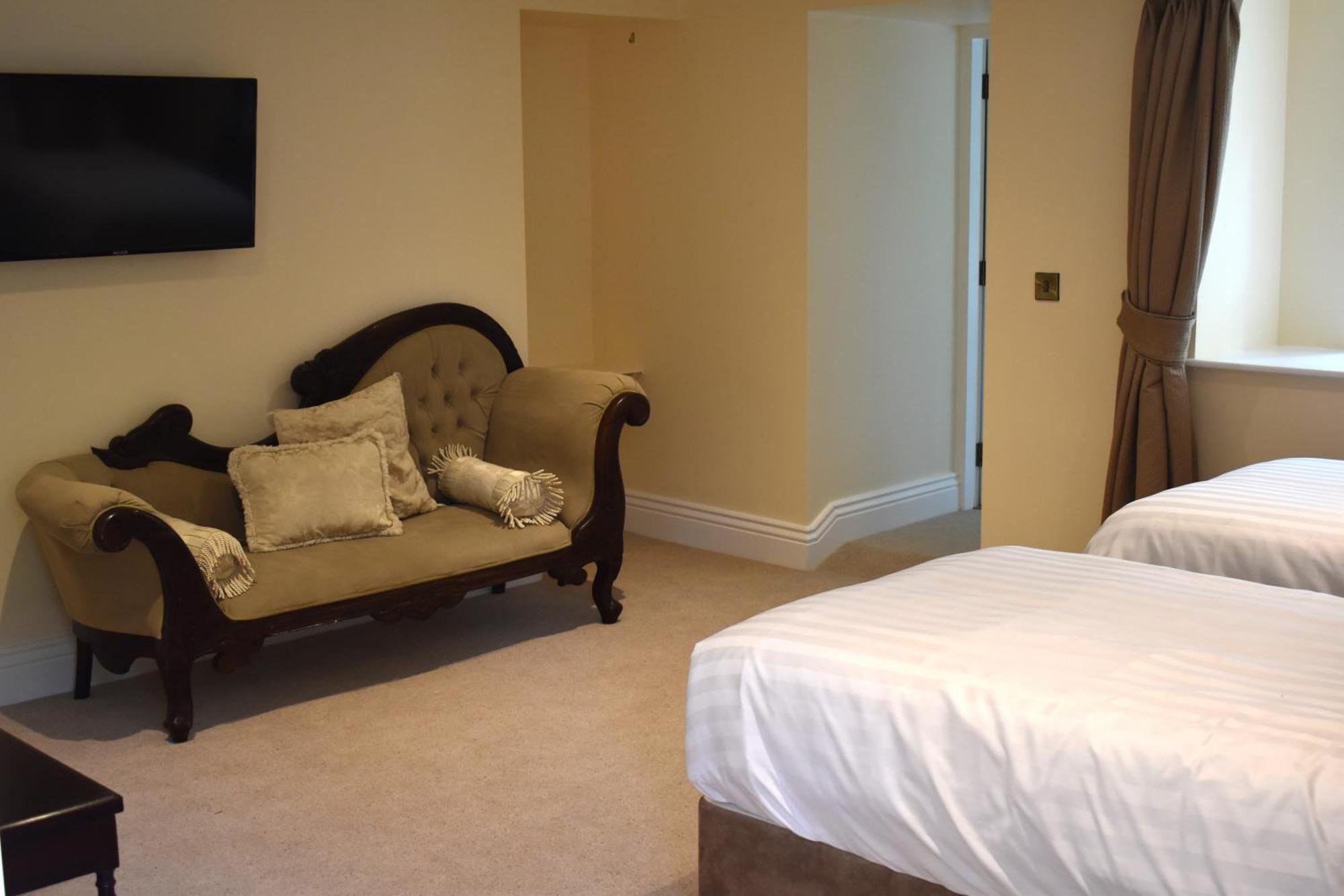 Tobervilla Guest House 카헤르다니엘 외부 사진