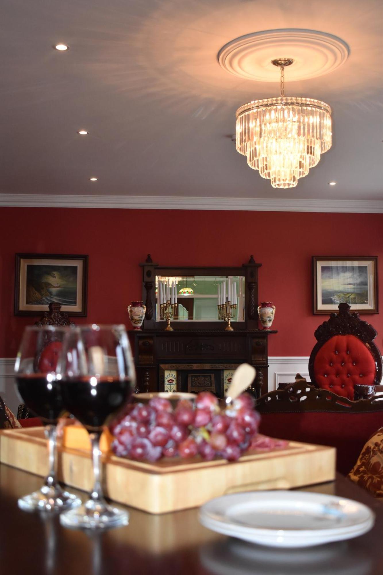 Tobervilla Guest House 카헤르다니엘 외부 사진